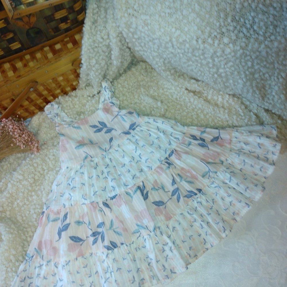 Floral Pleated Skirt - White and Blue - Picture 2 of 5